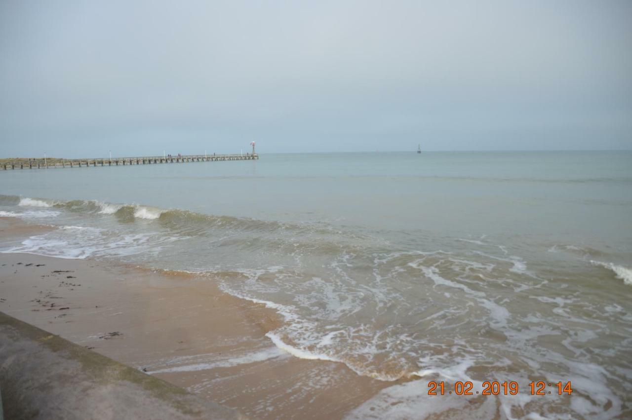 Bed and Breakfast Joyeux Reveil Courseulles-sur-Mer Zewnętrze zdjęcie